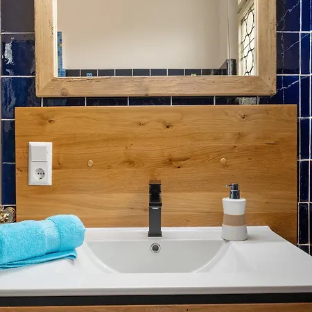 Am Buehl 1 Apartament