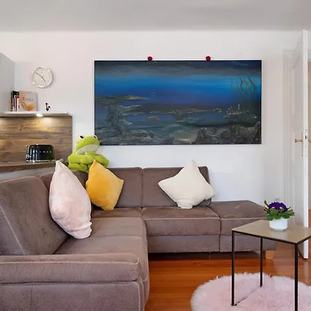 Am Buehl 1 Apartament *